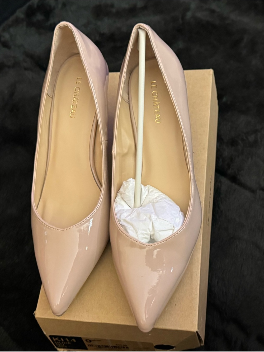 le chateau brand new Nude Blush Patent ,Pointed Toe heels - Picture 13 of 13